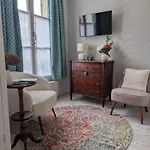 La Loge Diane, A Deux Pas Du Chateau Et Son Jardin A La Francaise Διαμέρισμα
